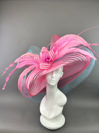BABY PINK HAT WITH LIGHT TURQUOISE TRIM