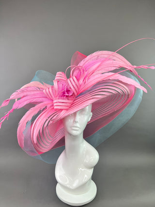 BABY PINK HAT WITH LIGHT TURQUOISE TRIM