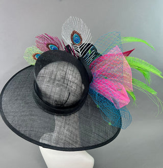BLACK WIDE BRIM HAT WITH GLITTER PEACOCK FEATHERS