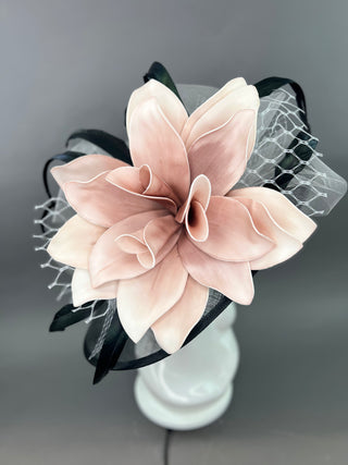 BLACK AND BLUSH PINK BLOOM WIDE BRIM HAT