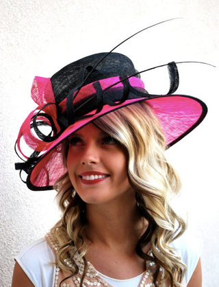 ROUND BRIM LOOPS & SPIKES DERBY HAT