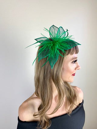 Emerald Green Fascinator, Tea Party Hat, Bridal wedding hat, Derby Hat, Formal Hair Piece, Woman's Hair Clip, British Fancy Hat,