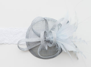 INFANT FASCINATOR