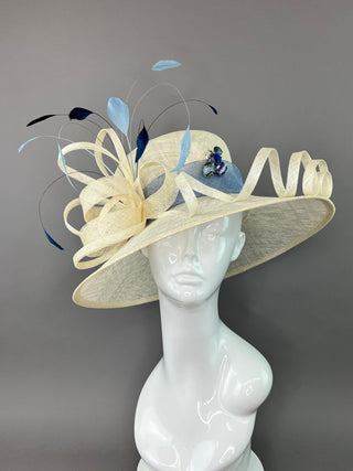 IVORY HAT WITH POWDER BLUE