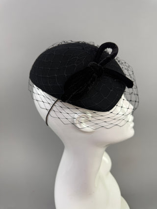 BLACK PILLBOX FORMAL FASCINATOR WITH VEIL
