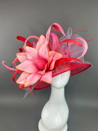 RED ROUND BRIM HAT WITH PINK FLOWER