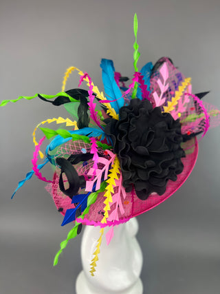 PINK FLIPPED BRIM HAT WITH NEON FEATHERS