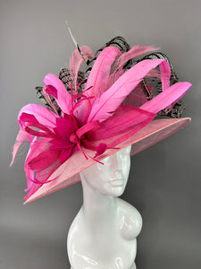 LIGHT PINK WIDE BRIM WITH FUCHSIA BLOOM ACCENT
