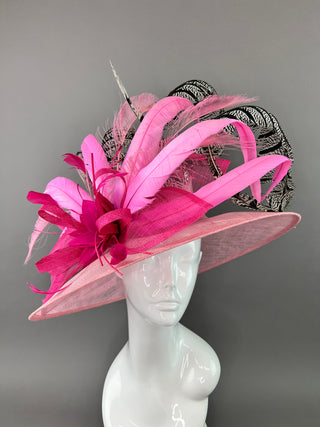 LIGHT PINK WIDE BRIM WITH FUCHSIA BLOOM ACCENT