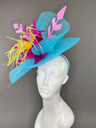 TURQUOISE CRINOLINE FASCINATOR