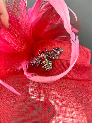 RED ROUND BRIM WITH CANDY PINK BLOOM FLOWER