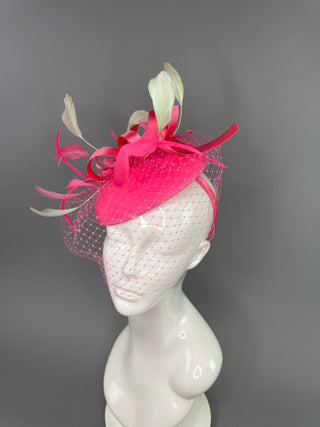 THE MADELYN MARIE FASCINATOR