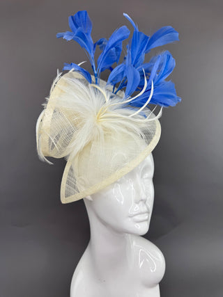IVORY FASCINATOR WITH COUNTRY BLUE FEATHERS - The Hat Hive