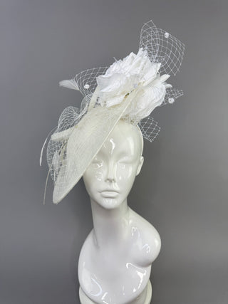 LIGHT IVORY WHITE ROSE BRIDAL FASCINATOR HAT WITH VEIL - The Hat Hive