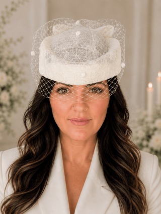 Modern Wedding Hat with Veil – Elegant Sinamay Bridal Fascinator with Bow - The Hat Hive