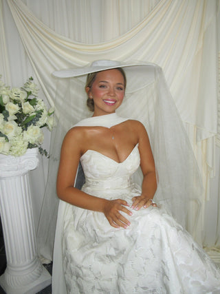WIDE BRIM VEIL BRIDAL HAT - The Hat Hive