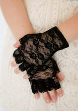 Load image into Gallery viewer, WOMENS FINGERLESS LACE GLOVES