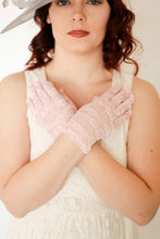Load image into Gallery viewer, Women&#39;s Pink Lace Gloves
