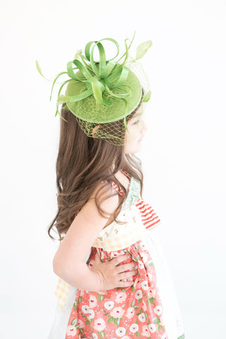 Fascinator, Girls Fascinator with Veil, girls Tea Party Hat, Church Hat, Derby Hat, Fancy Hat, Ivory Hat, wedding hat, British Hat