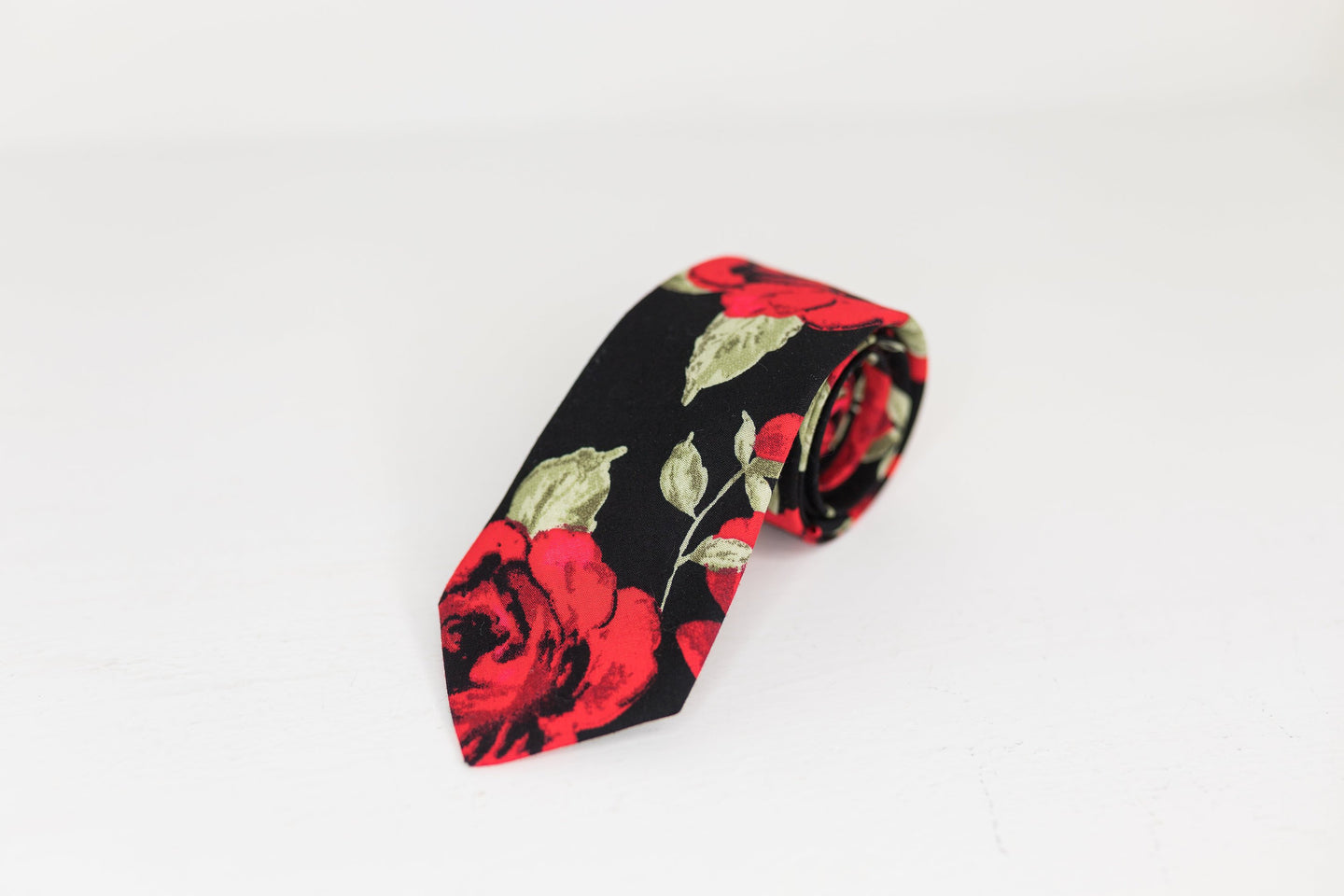 Red Rose Floral Neck Tie