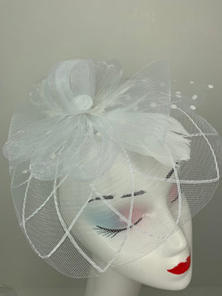 White  Fascinator, Tea Party Hat, Bridal wedding hat, Derby Hat, Formal Hair Piece, Woman&#39;s Hair Clip, British Fancy Hat,