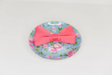 Load image into Gallery viewer, Flamingo Pink Bow Tie