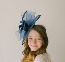 Load image into Gallery viewer, Girls Navy Mesh Fascinator on headband for ages 3 and older, Girls Tea Party Hat, Kentucky Derby Hat, Fancy Hat, Wedding hat, British Hat