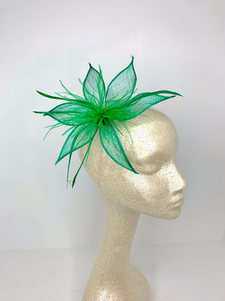 Emerald Green Fascinator, Tea Party Hat, Bridal wedding hat, Derby Hat, Formal Hair Piece, Woman's Hair Clip, British Fancy Hat,