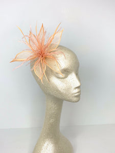 Peach Blush Fascinator, Tea Party Hat, Bridal wedding hat, Derby Hat, Formal Hair Piece, Woman&#39;s Hair Clip, British Fancy Hat,