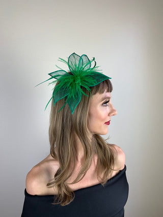 Emerald Green Fascinator, Tea Party Hat, Bridal wedding hat, Derby Hat, Formal Hair Piece, Woman's Hair Clip, British Fancy Hat,