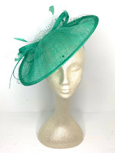 Load image into Gallery viewer, Jade Green Fascinator Hatinator Derby Hat, Womens Tea Party Hat, Church Hat, Derby Hat, Fancy Hat, Royal Hat, Tea Party Hat, weddin