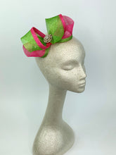 Load image into Gallery viewer, Pink &amp; Green Fascinator, Pink and Green Bow, Womens Tea Party Fascinator, Church Hat, Derby Hat, Fancy Hat Mini Fascinator, wedding hat