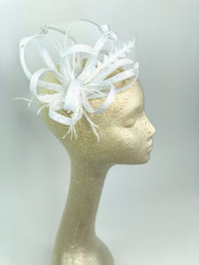 White Fascinator, Derby Hat, Tea Party Hat, Bridal wedding hat, Derby Hat, Formal Hair Piece, Woman&#39;s Hair Clip, British Fancy Hat,