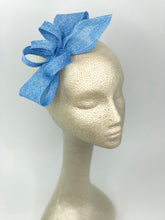 Load image into Gallery viewer, Blue Fascinator, Women&#39;s Kentucky Derby Hat, Church Hat, Derby Hat, Fancy Hat, Light Blue Hat, Tea Party Hat, wedding hat for women