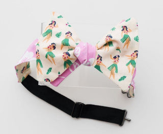 Hula Girl Aloha Theme Mens Bow Tie