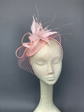 Load image into Gallery viewer, Light Pink Fascinator with veil attaches with headband, fits ages 2 and up, Women&#39;s Tea Party Hat, Kentucky Derby Hat, wedding hat