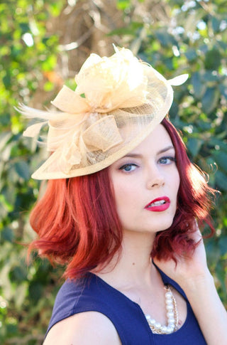 Champagne Gold Fascinator, Womens Tea Party Hat, Church Hat, Derby Hat, Fancy Hat, Champagne Gold  Hat, Tea Party Hat, wedding hat
