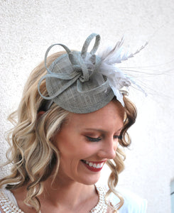 Gray Fascinator, Women&#39;s Tea Party Hat, Tea Party Fascinator, Wedding Fascinator, Church Hat, Wedding Hat, Church Fascinator, Derby Hat,