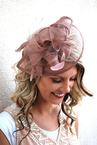 Blush Pink Fascinator, Women&#39;s Tea Party Hat, Church Hat, Derby Hat, Fancy Hat, Pink Hat, Tea Party Hat, wedding hat