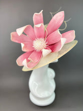 Load image into Gallery viewer, LIGHT PINK BLOOM WITH CURLED SPINES HAT