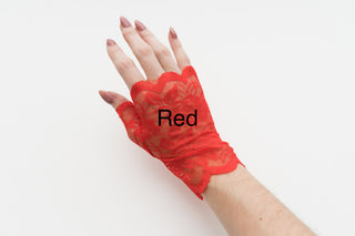 FINGERLESS LACE GLOVES