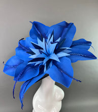 Load image into Gallery viewer, BLUE FLORAL BLOOM WIDE BRIM HAT