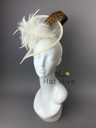 IVORY FASCINATOR W/ SIMPLE PHEASANT FEATHER - The Hat Hive