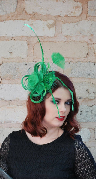 Kelly Green Fascinator, Tea Party Hat, Church Hat, Derby Hat, Fancy Hat, Kelly Green, Tea Party Hat, wedding hat, Fascinator, womens hat - The Hat Hive