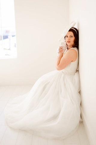 large Ivory Fascinator Derby Hat - The Hat Hive