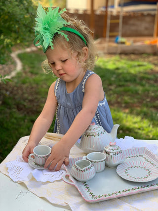 MY FIRST FASCINATOR GIFT BOX - The Hat Hive