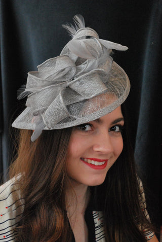THE KENNI FASCINATOR - The Hat Hive
