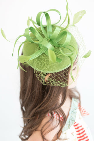 THE LITTLE MADDIE FASCINATOR - The Hat Hive